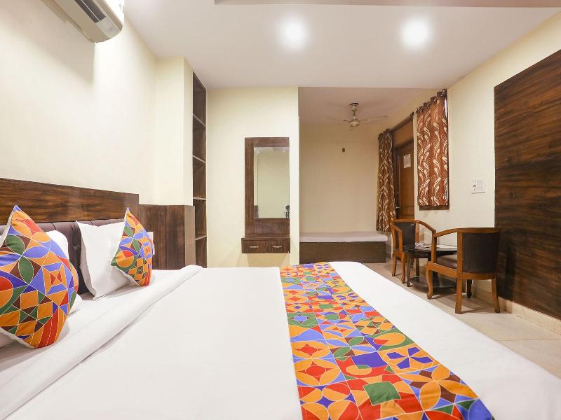 Fabexpress Rajdeep Palace image