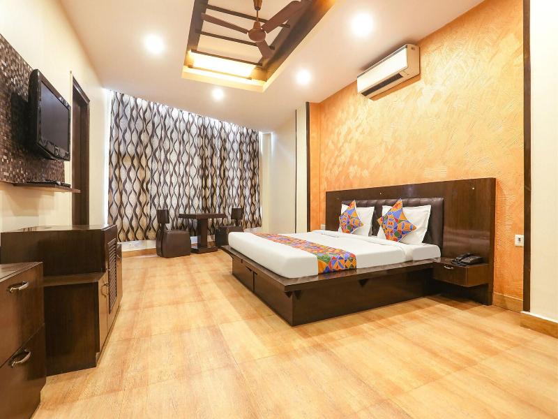 Fabexpress Rajdeep Palace image