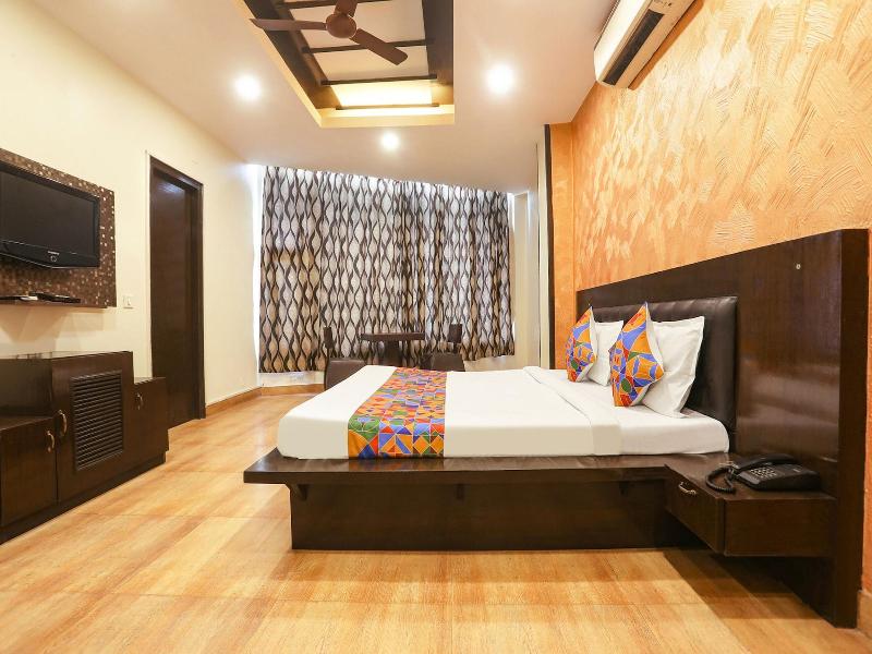 Fabexpress Rajdeep Palace image