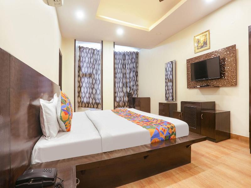 Fabexpress Rajdeep Palace image
