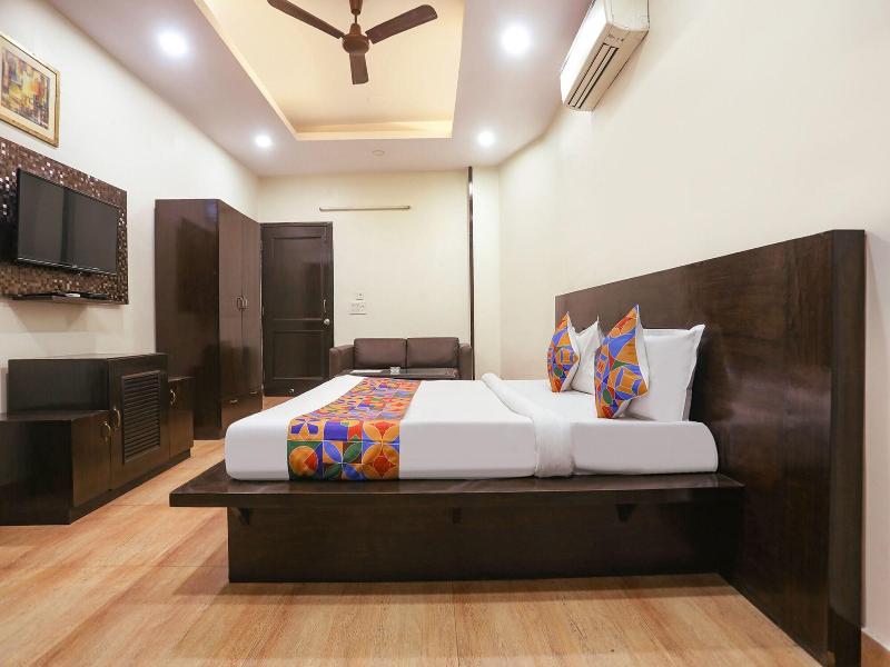 Fabexpress Rajdeep Palace image