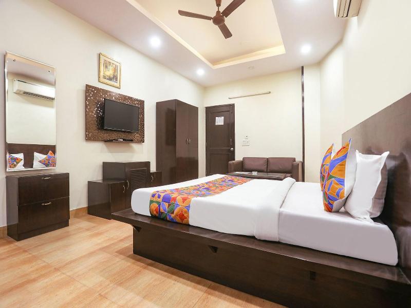 Fabexpress Rajdeep Palace image