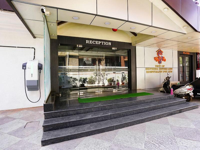 Fabhotel Prestige image