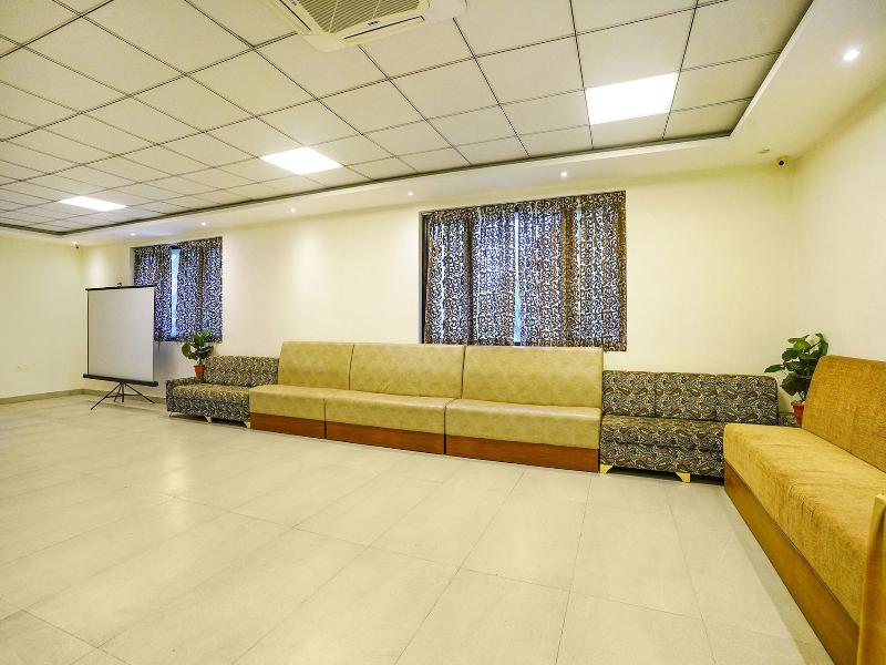Fabhotel Prestige image