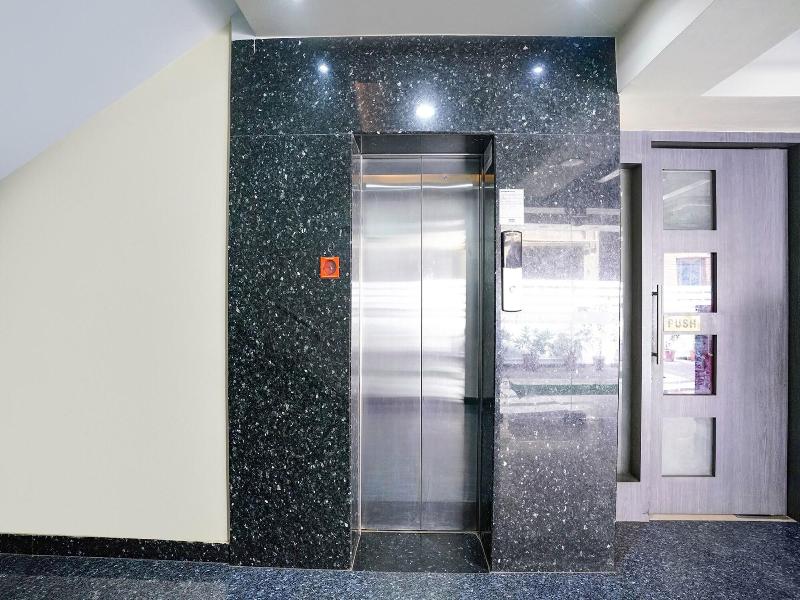 Fabhotel Prestige image