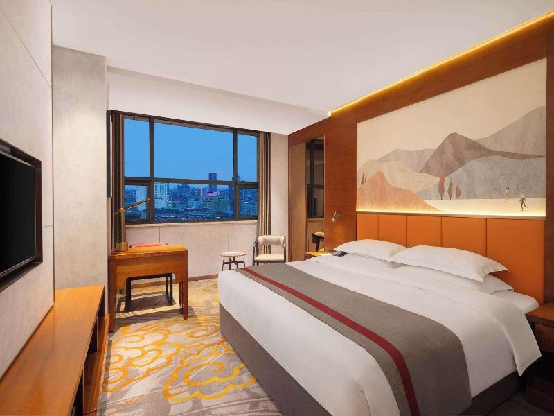 Ramada Encore By Wyndham Jingzhou Shashi 3