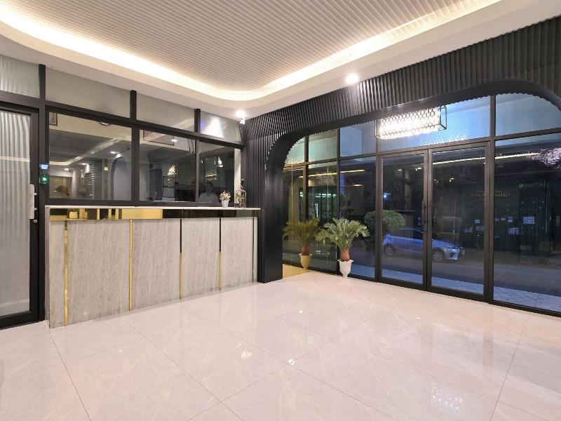 Floton Bangkok Hotel image