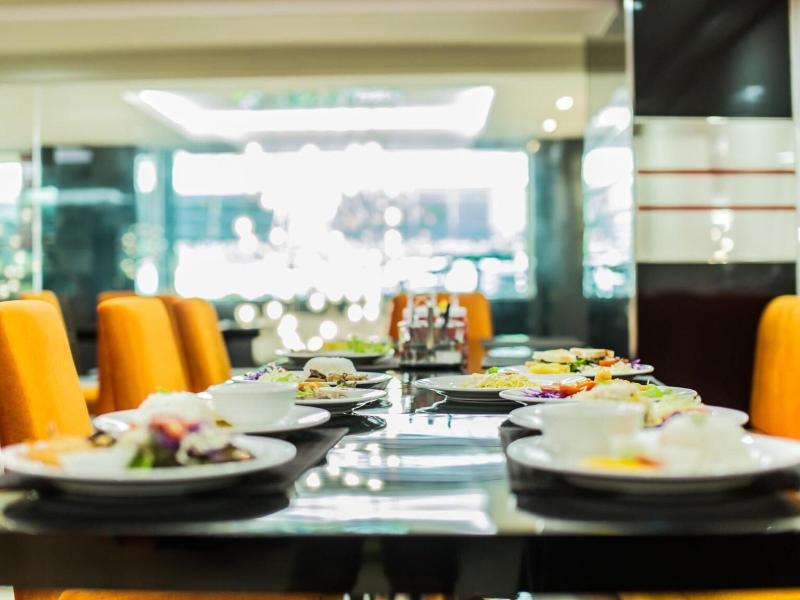 Floton Bangkok Hotel image