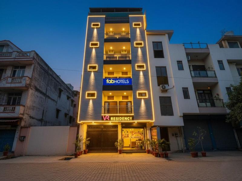 Fabhotel Vr Residency image