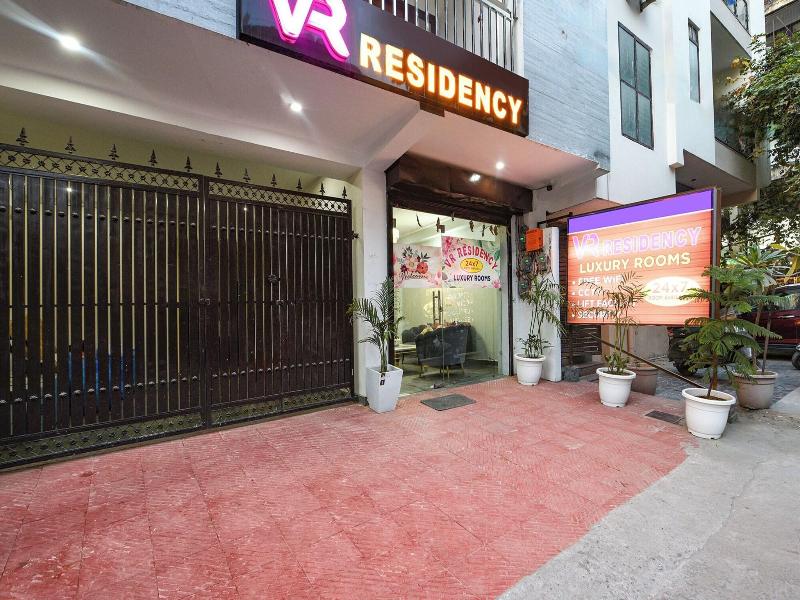 Fabhotel Vr Residency image