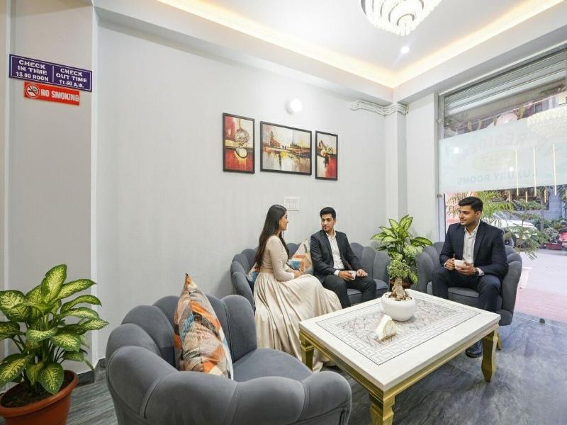Fabhotel Vr Residency image