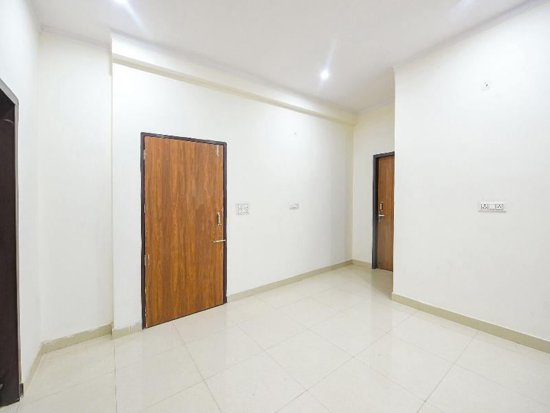 Fabhotel Vr Residency image