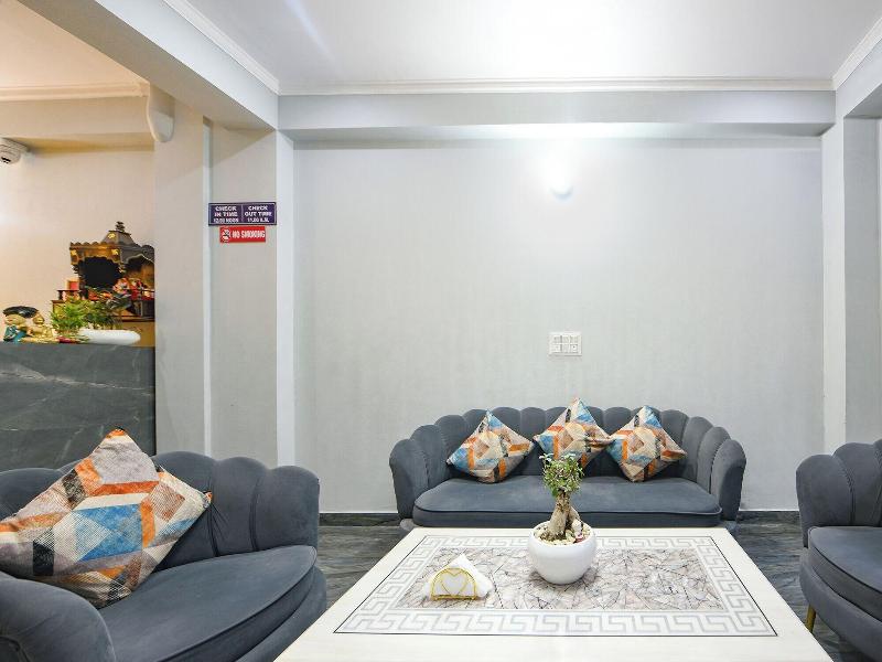 Fabhotel Vr Residency image