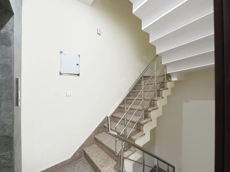 Fabhotel Vr Residency image