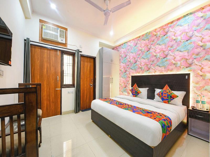 Fabhotel Vr Residency image