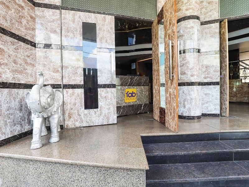 Fabhotel Chamiers Park image