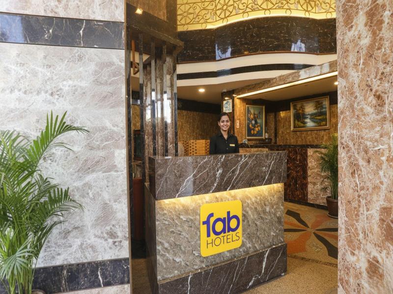 Fabhotel Chamiers Park image