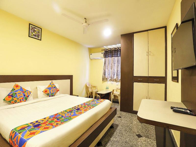 Fabhotel Chamiers Park image
