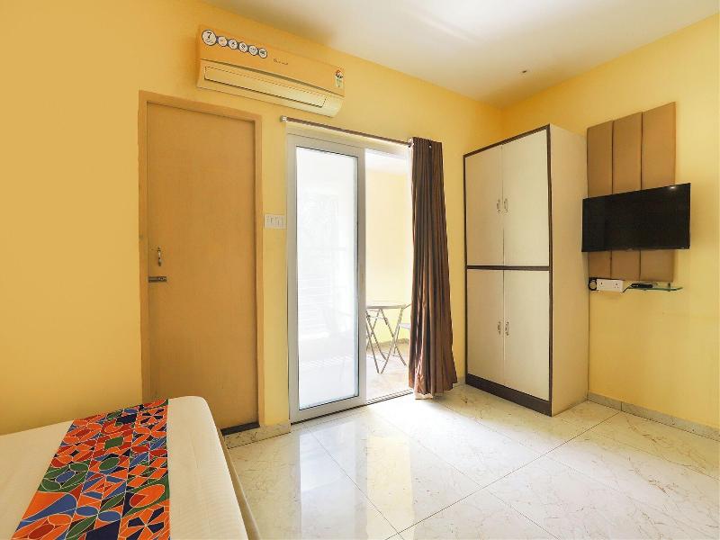 Fabhotel Chamiers Park image