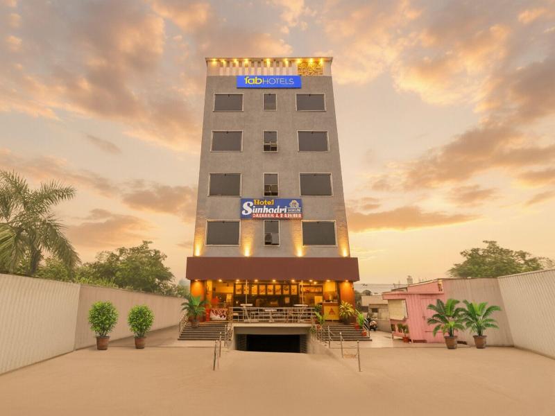 Fabhotel Simhadri Grand — general view