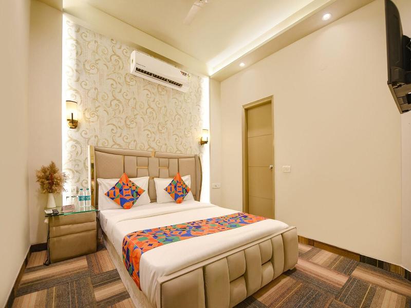 Fabhotel Vintage Inn image