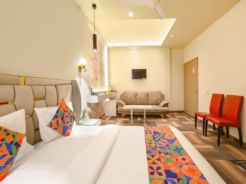 Fabhotel Vintage Inn image