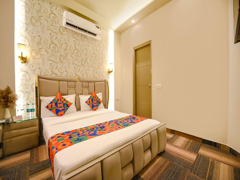 Fabhotel Vintage Inn image