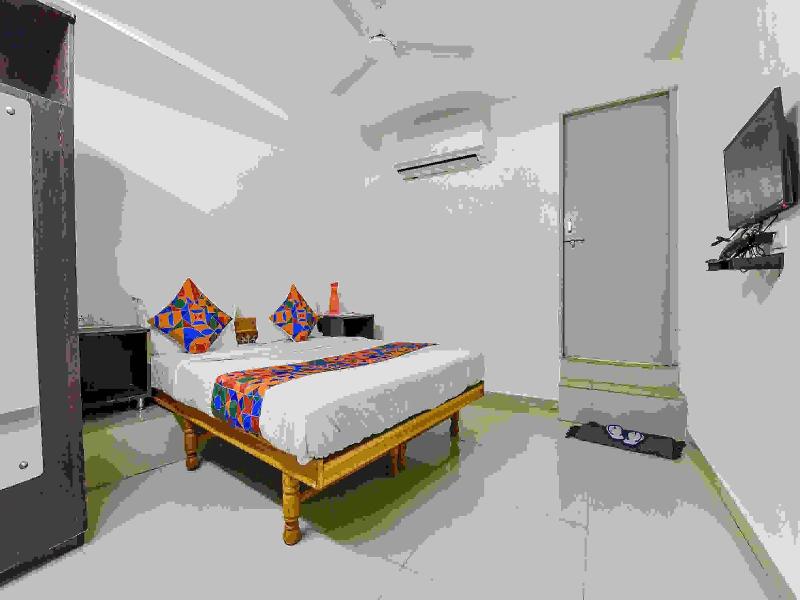 Fabexpress Himalaya Inn - Inside Himalaya Mall image