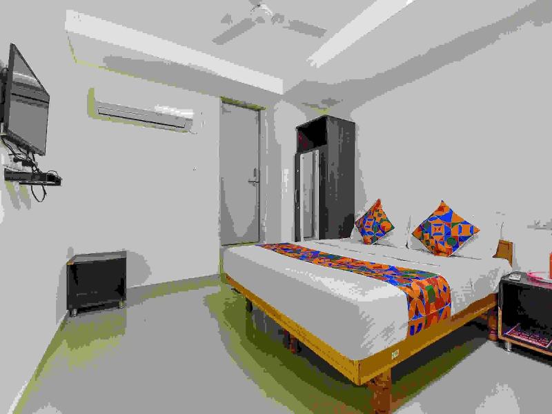 Fabexpress Himalaya Inn - Inside Himalaya Mall image