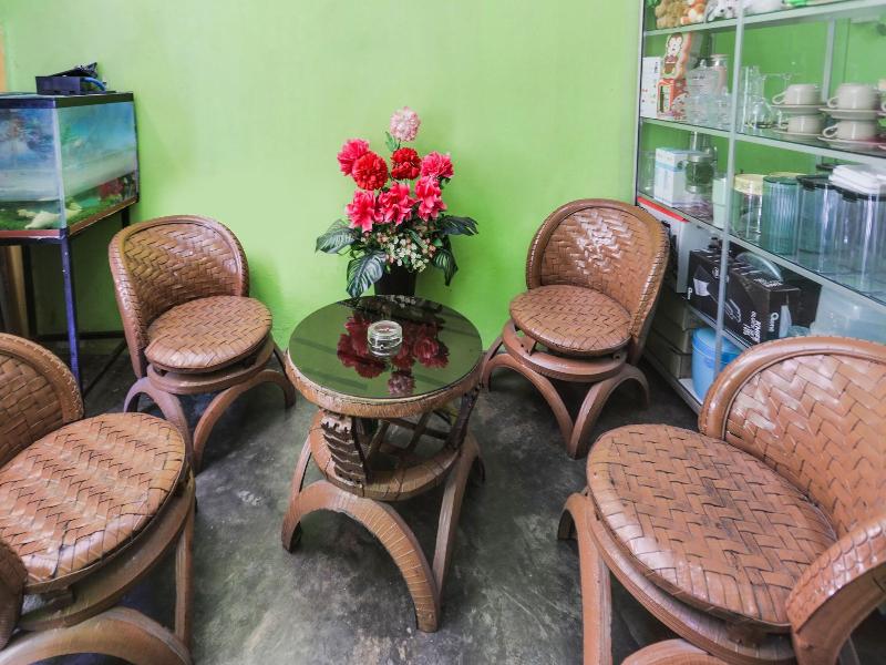Hotel O Bilqis Homestay Nearthe Hot River, Dog R image