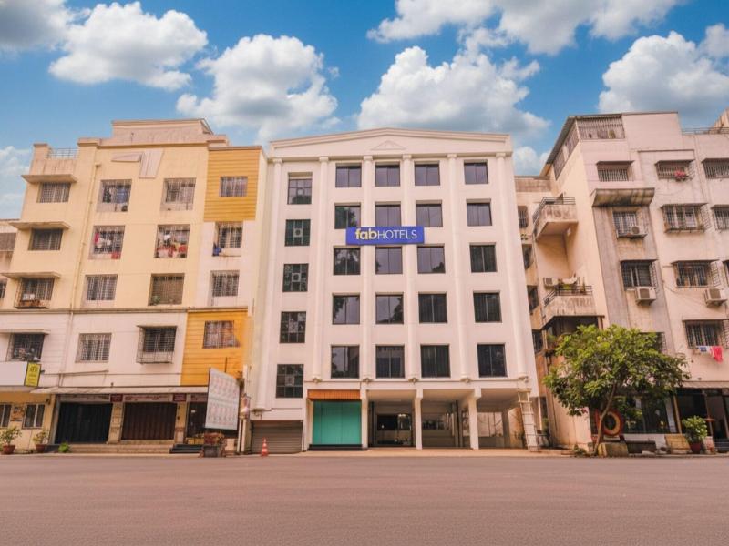 Fabhotel Royal Palace Inn image