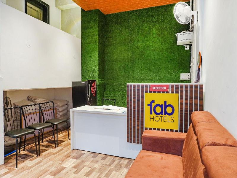 Fabhotel Royal Palace Inn image