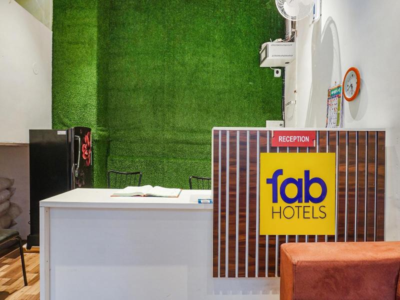 Fabhotel Royal Palace Inn image