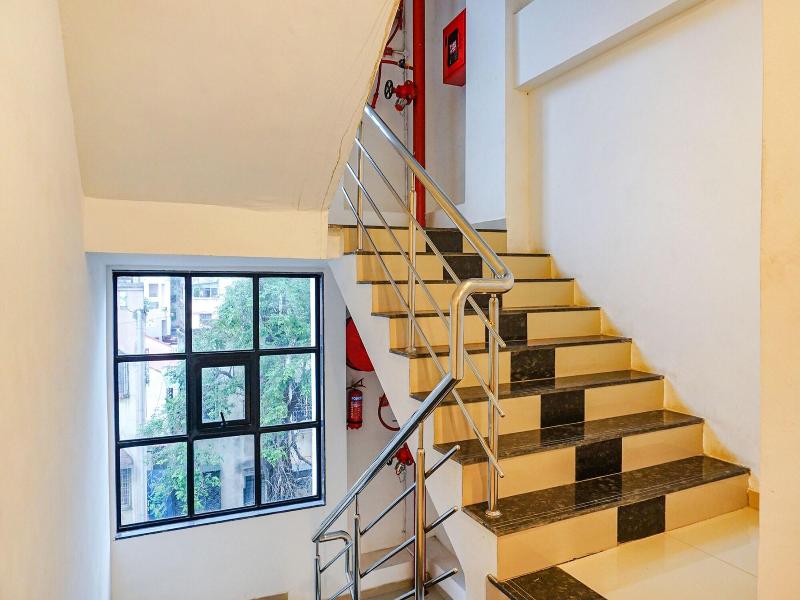 Fabhotel Royal Palace Inn image