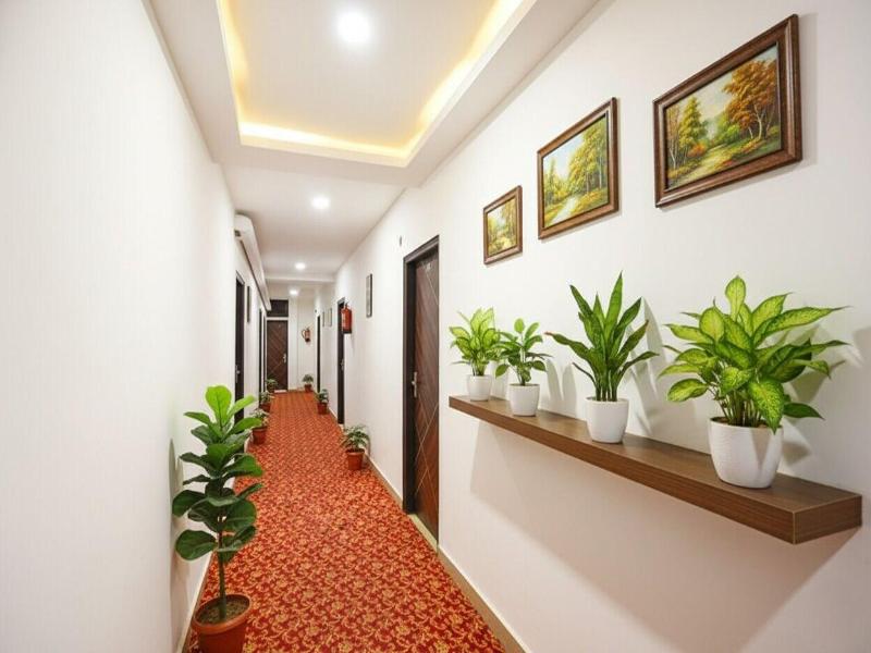 Fabhotel Silver Stone image