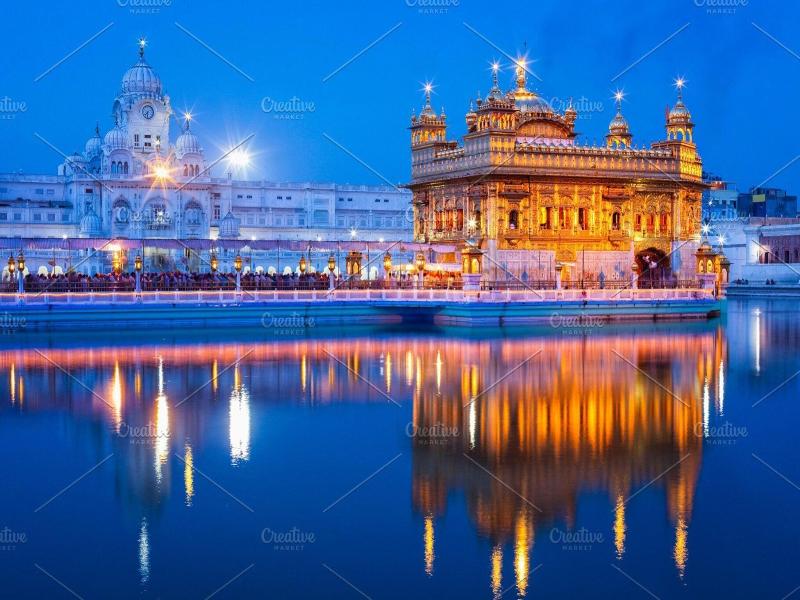 Grand Hridey 1 Minute From Railway Station - Amr