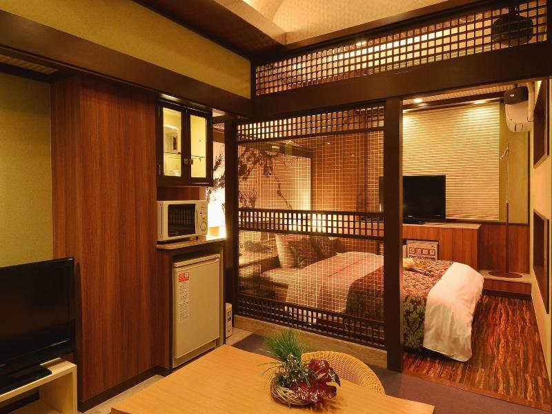 Hotel Chant - Adults Only image