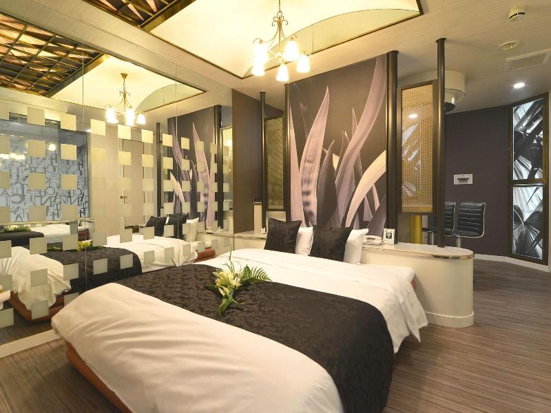 Hotel Chant - Adults Only image
