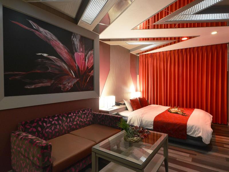 Hotel Chant - Adults Only image