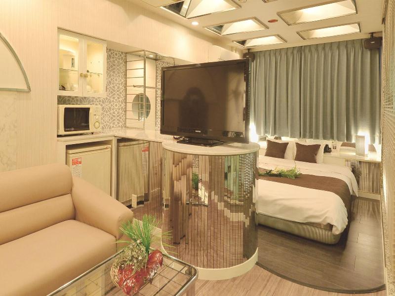 Hotel Chant - Adults Only image