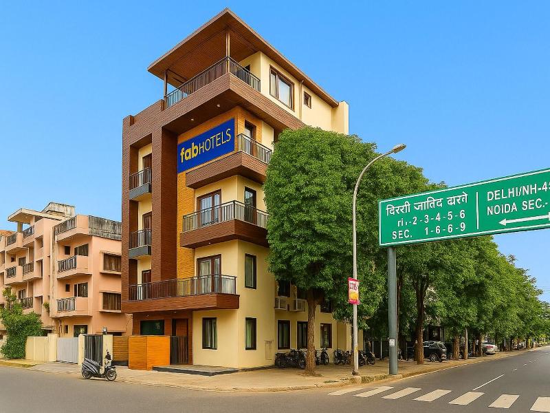 Fabhotel F9 Sector 19 image
