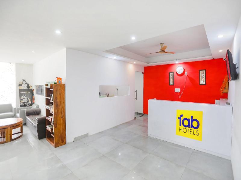 Fabhotel F9 Sector 19 image