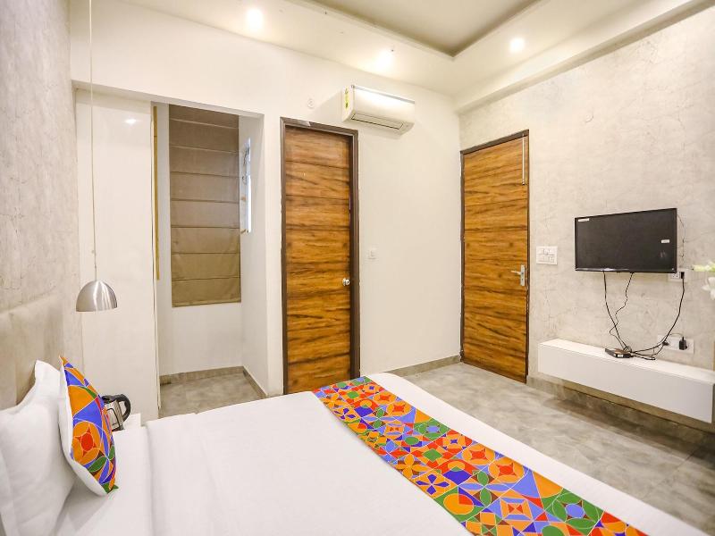 Fabhotel F9 Sector 19 image