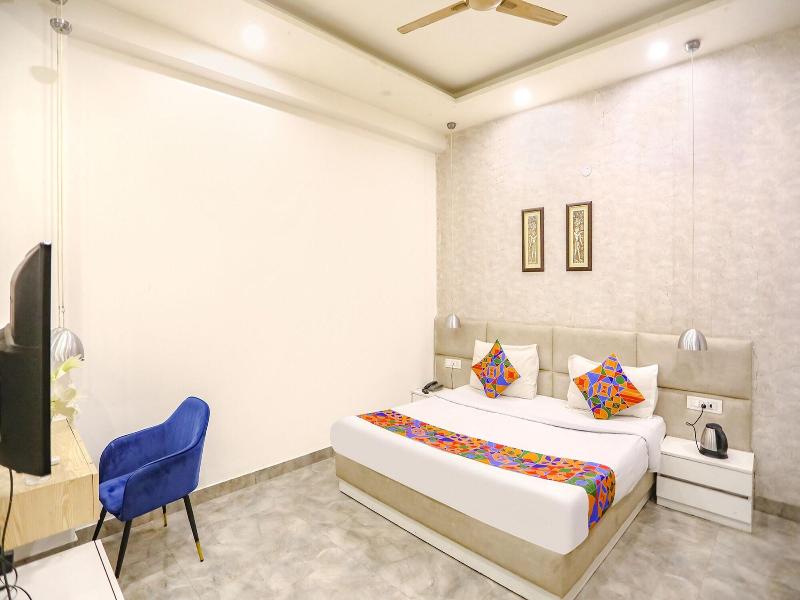 Fabhotel F9 Sector 19 image