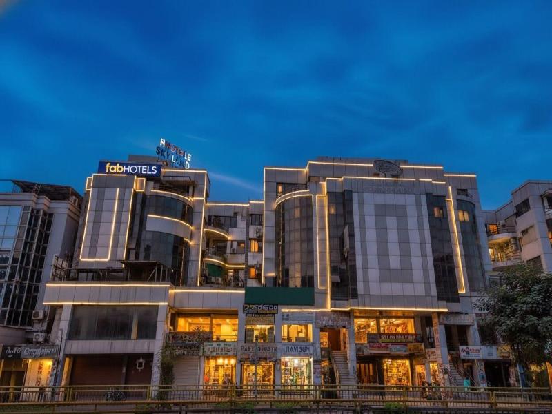 Fabhotel Skyland image
