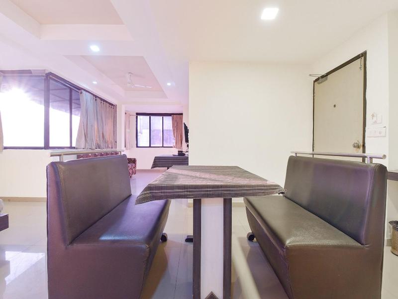 Fabhotel Skyland image