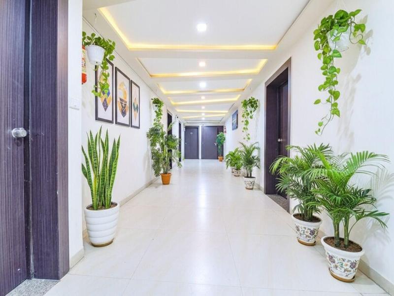 Fabhotel Skyland image