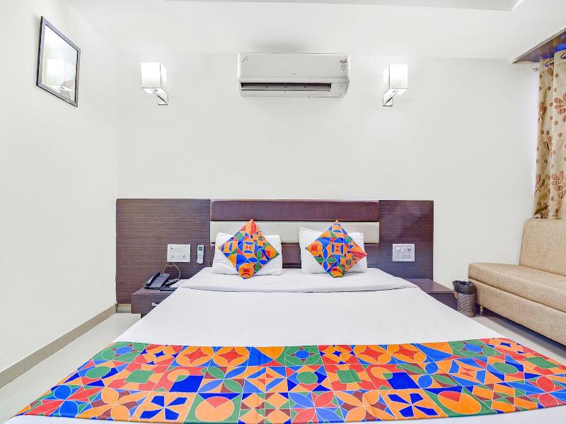Fabhotel Skyland image