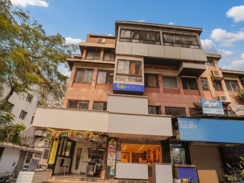 Fabhotel Saroj Inn image