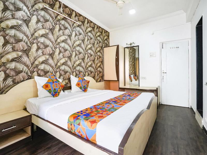 Fabhotel Saroj Inn image